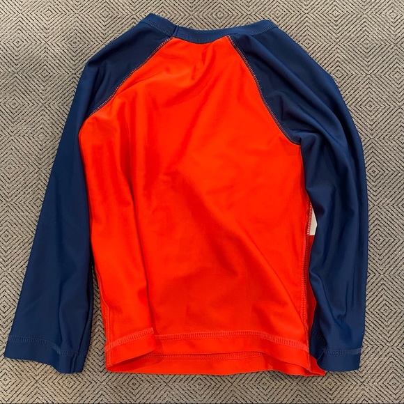 NWOT Gap Swim Shorts & Long Sleeve Rash Guard 18-24M - Picture 5 of 6